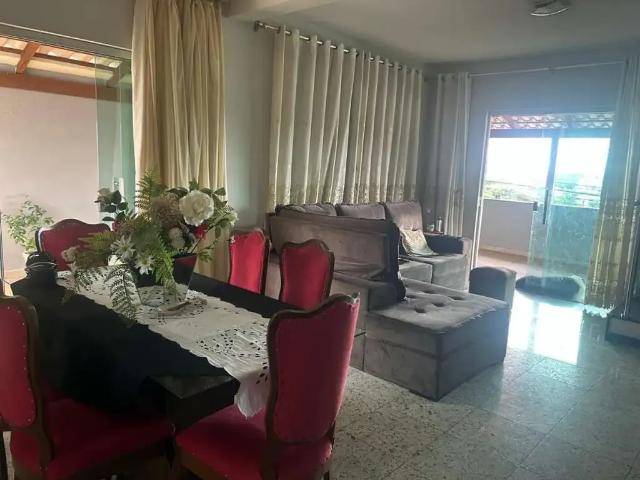 Casa / Sobrado para Venda em Belo Horizonte/MG Diamante 3 Quartos