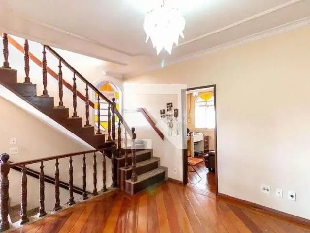 Casa / Sobrado para Venda em Belo Horizonte/MG Diamante 5 Quartos