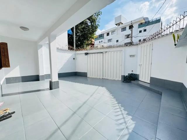 Casa / Sobrado para Venda em Belo Horizonte/MG Dona Clara 4 Quartos