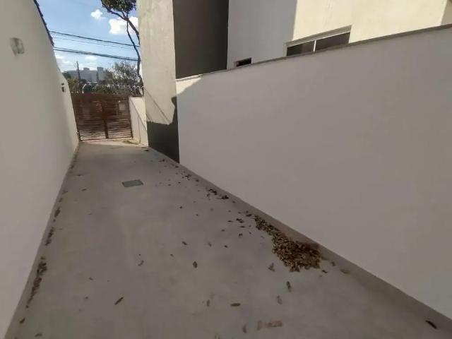 Casa / Sobrado para Venda em Belo Horizonte/MG Etelvina Carneiro 3 Quartos
