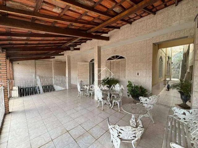 Casa / Sobrado para Venda em Belo Horizonte/MG Europa 6 Quartos