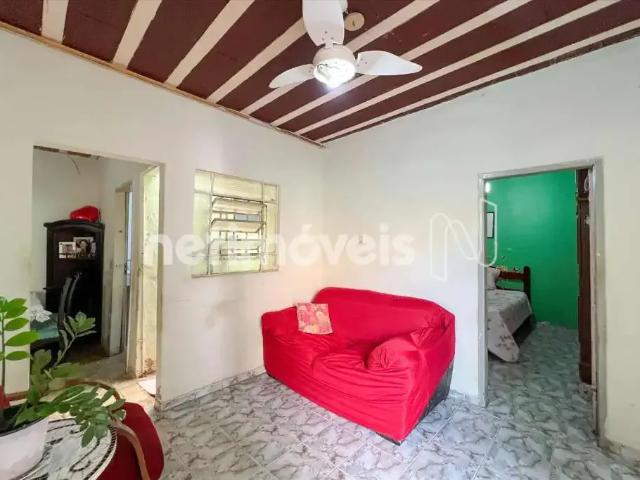 Casa / Sobrado para Venda em Belo Horizonte/MG Esplanada 4 Quartos