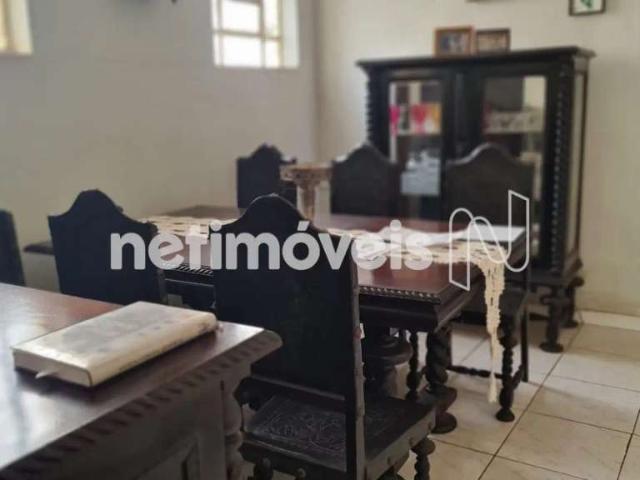 Casa / Sobrado para Venda em Belo Horizonte/MG Esplanada 4 Quartos