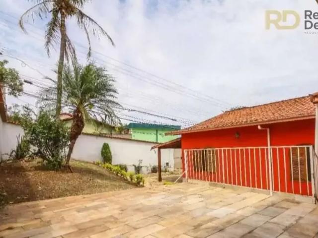 Casa / Sobrado para Venda em Belo Horizonte/MG Esplanada 4 Quartos