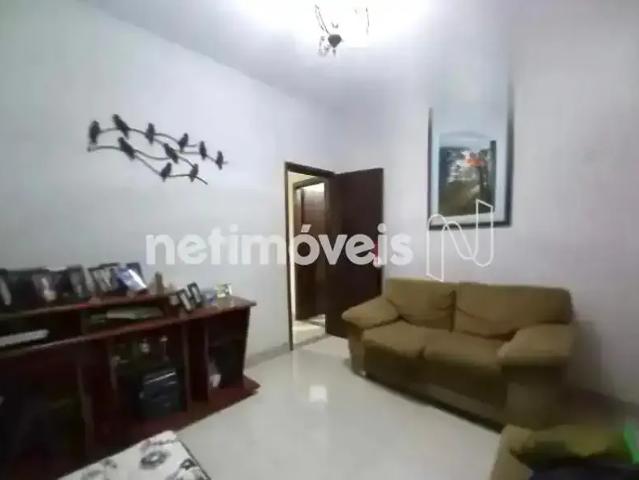 Casa / Sobrado para Venda em Belo Horizonte/MG Esplanada 3 Quartos