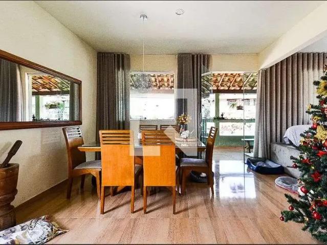 Casa / Sobrado para Venda em Belo Horizonte/MG Esplanada 3 Quartos