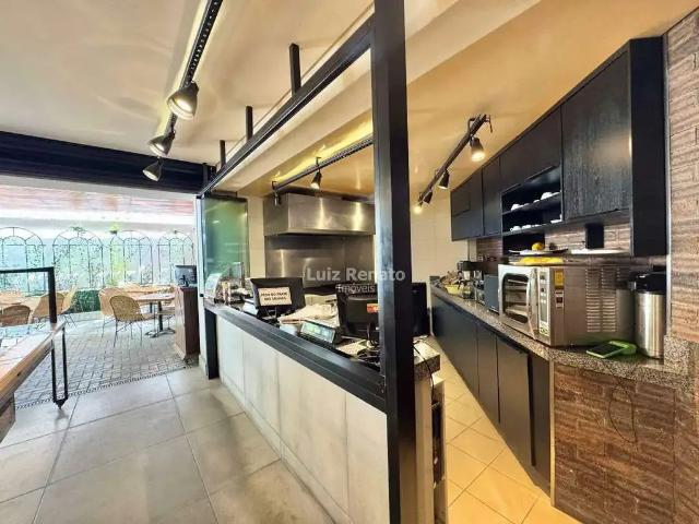 Casa / Sobrado para Venda em Belo Horizonte/MG Funcionários