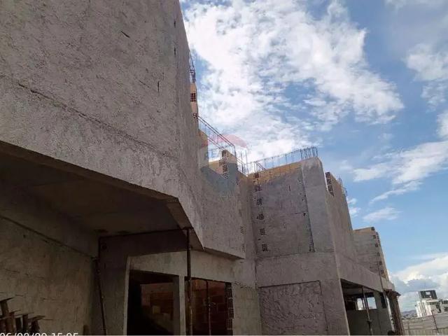 Casa / Sobrado para Venda em Belo Horizonte/MG Fernão Dias 3 Quartos