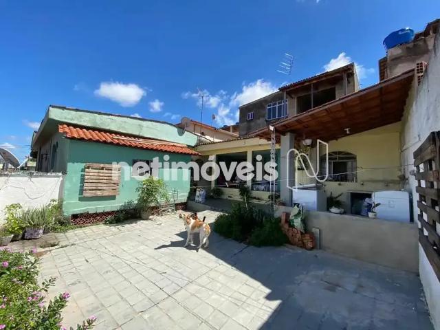Casa / Sobrado para Venda em Belo Horizonte/MG Fernão Dias 3 Quartos