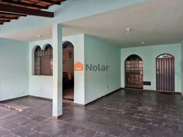 Casa / Sobrado para Venda em Belo Horizonte/MG Fernão Dias 4 Quartos