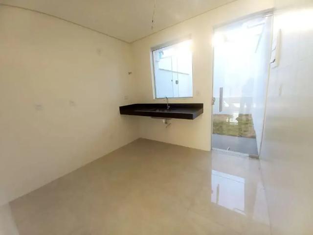 Casa / Sobrado para Venda em Belo Horizonte/MG Floramar 2 Quartos