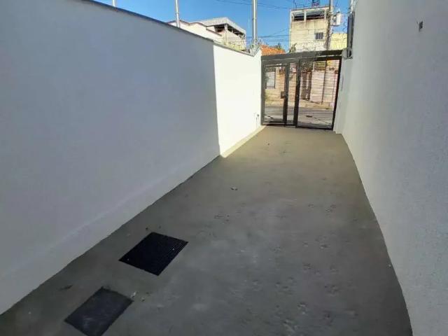 Casa / Sobrado para Venda em Belo Horizonte/MG Floramar 2 Quartos