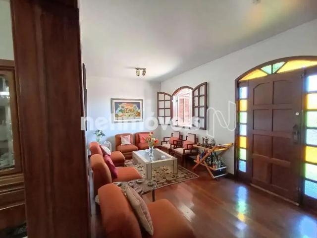 Casa / Sobrado para Venda em Belo Horizonte/MG Floramar 4 Quartos