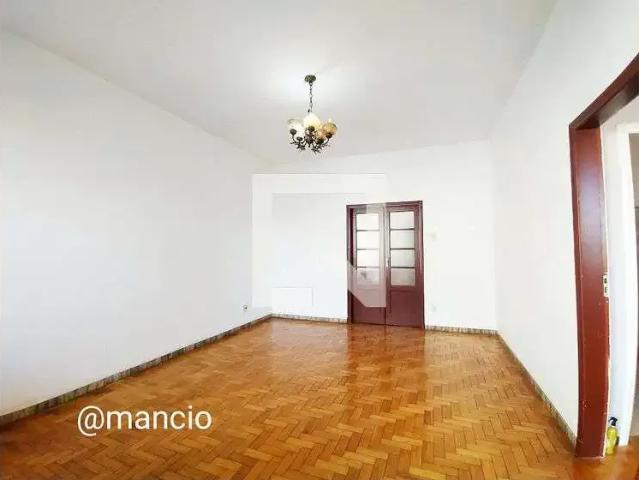 Casa / Sobrado para Venda em Belo Horizonte/MG Floresta 4 Quartos
