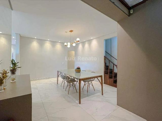 Casa / Sobrado para Venda em Belo Horizonte/MG Floresta 4 Quartos
