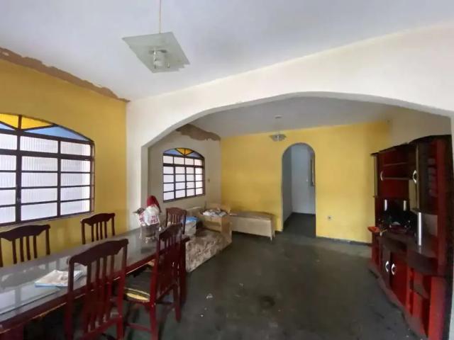 Casa / Sobrado para Venda em Belo Horizonte/MG Guarani 3 Quartos