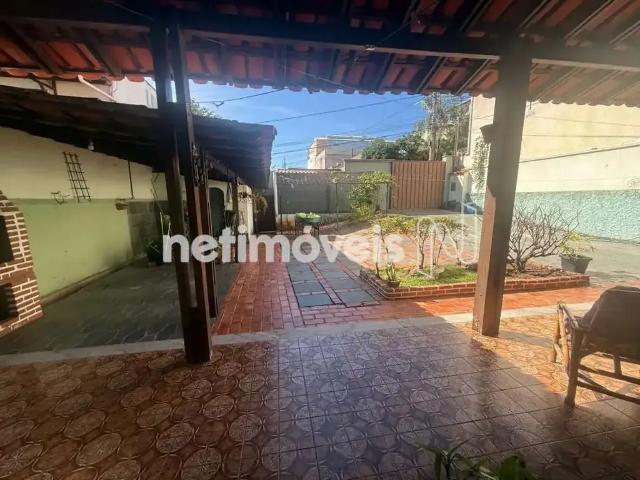Casa / Sobrado para Venda em Belo Horizonte/MG Guarani 4 Quartos