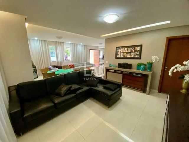 Casa / Sobrado para Venda em Belo Horizonte/MG Gutierrez 4 Quartos