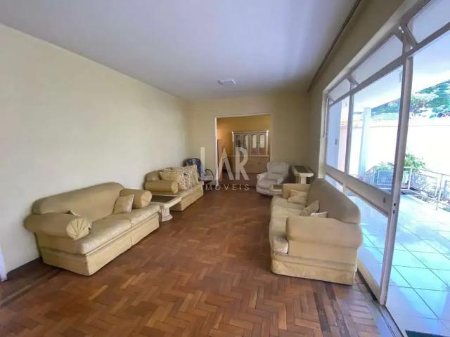 Casa / Sobrado para Venda em Belo Horizonte/MG Gutierrez 4 Quartos