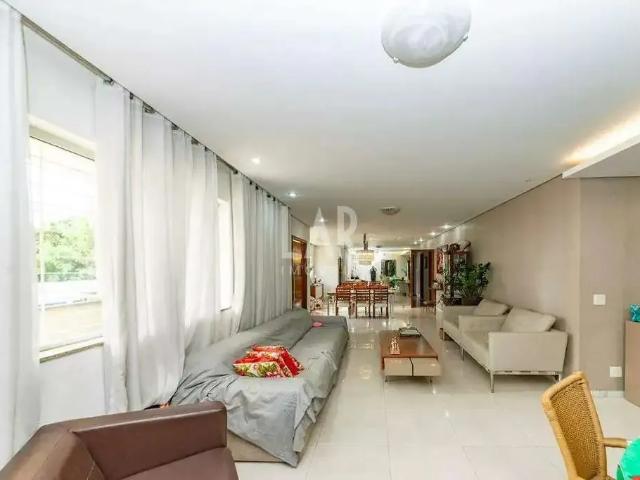 Casa / Sobrado para Venda em Belo Horizonte/MG Gutierrez 4 Quartos