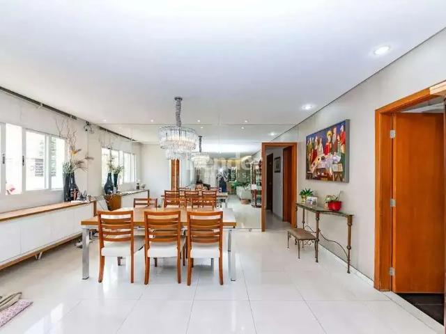 Casa / Sobrado para Venda em Belo Horizonte/MG Gutierrez 4 Quartos