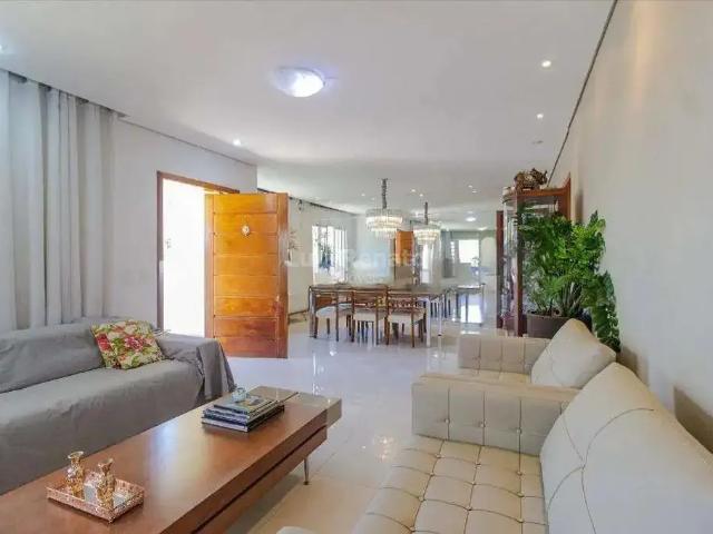 Casa / Sobrado para Venda em Belo Horizonte/MG Gutierrez 5 Quartos