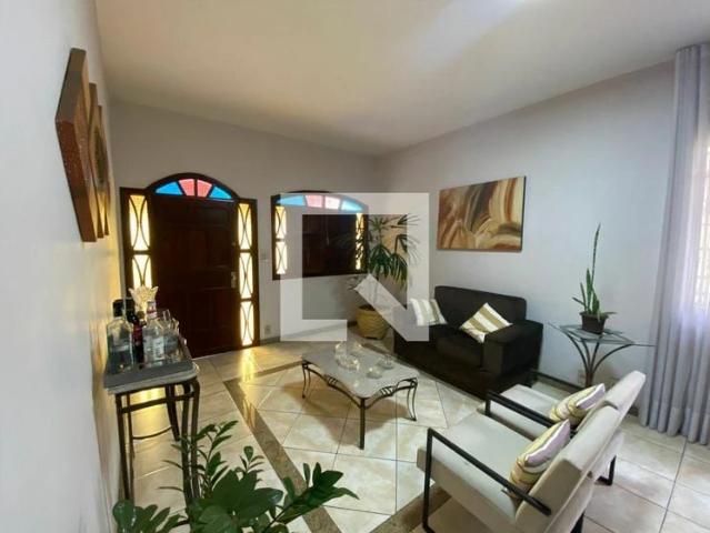 Casa / Sobrado para Venda em Belo Horizonte/MG Gameleira 4 Quartos
