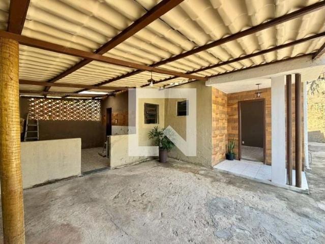 Casa / Sobrado para Venda em Belo Horizonte/MG Glória 4 Quartos