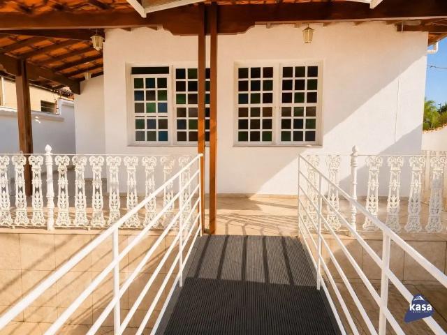 Casa / Sobrado para Venda em Belo Horizonte/MG Glória 4 Quartos