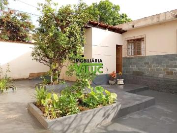 Casa / Sobrado para Venda em Belo Horizonte/MG Glória 2 Quartos