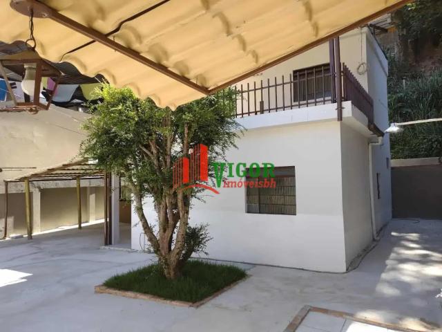 Casa / Sobrado para Venda em Belo Horizonte/MG Glória 3 Quartos