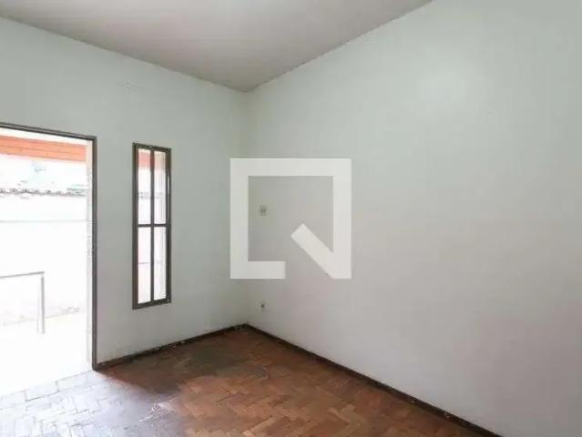 Casa / Sobrado para Venda em Belo Horizonte/MG Glória 3 Quartos