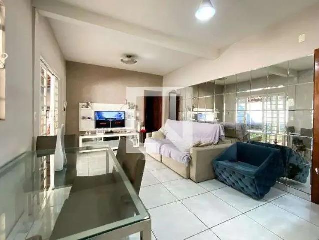 Casa / Sobrado para Venda em Belo Horizonte/MG Goiânia 3 Quartos