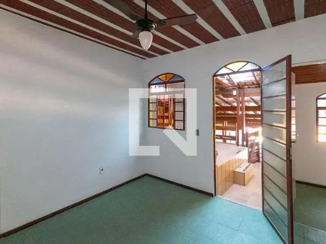 Casa / Sobrado para Venda em Belo Horizonte/MG Havaí 3 Quartos
