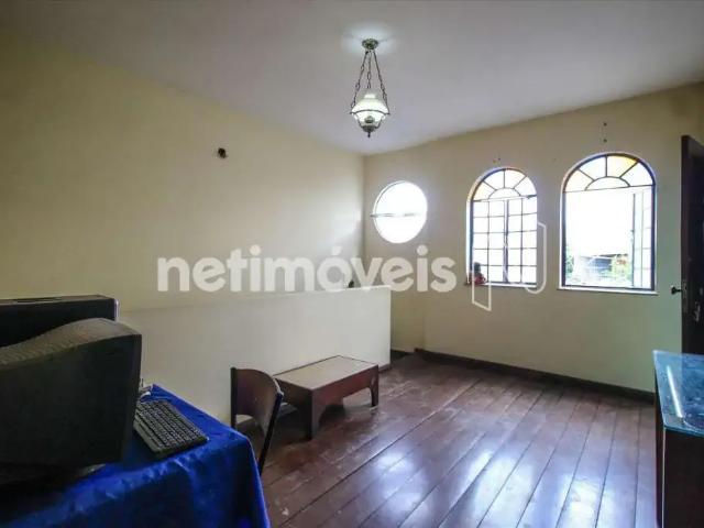 Casa / Sobrado para Venda em Belo Horizonte/MG Horto 4 Quartos
