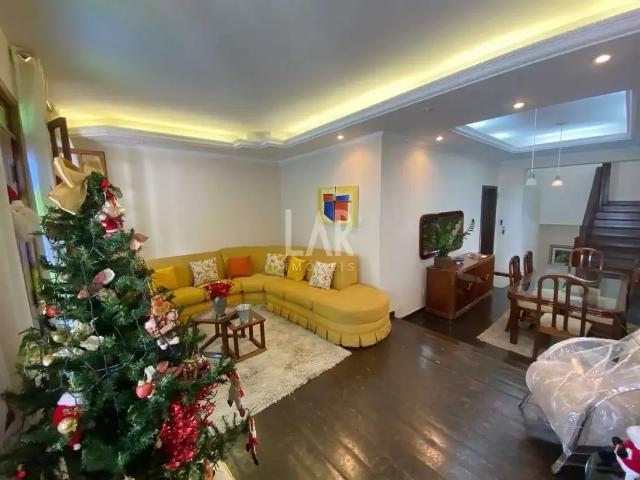 Casa / Sobrado para Venda em Belo Horizonte/MG Itapoã 3 Quartos