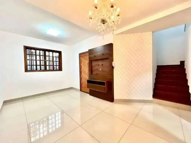 Casa / Sobrado para Venda em Belo Horizonte/MG Itapoã 3 Quartos