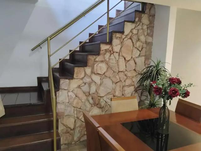 Casa / Sobrado para Venda em Belo Horizonte/MG Itapoã 4 Quartos