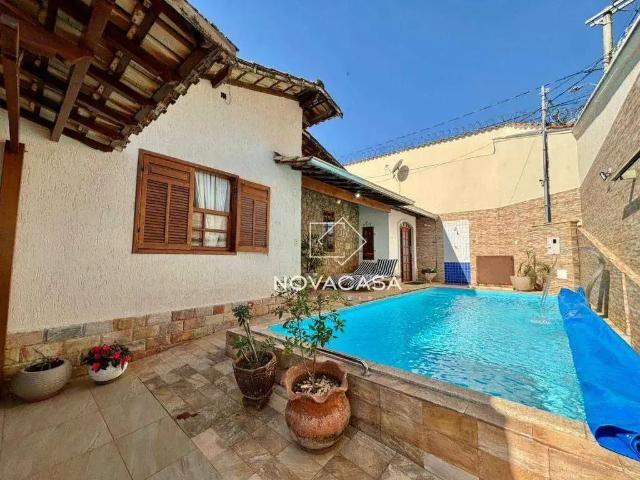 Casa / Sobrado para Venda em Belo Horizonte/MG Itapoã 4 Quartos