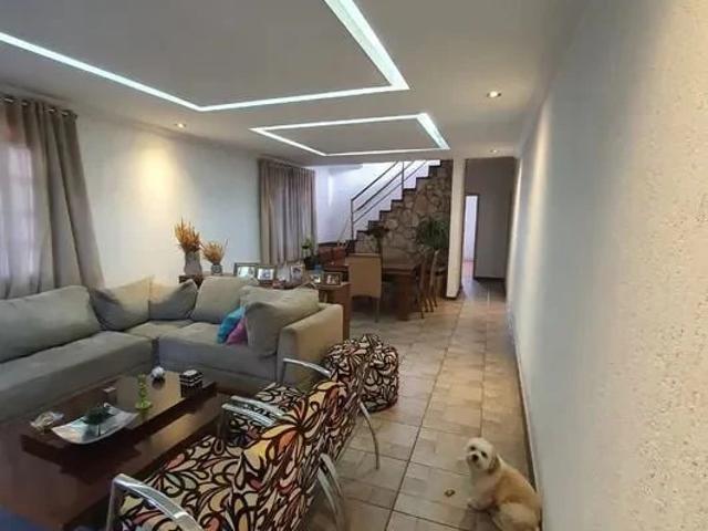 Casa / Sobrado para Venda em Belo Horizonte/MG Itapoã 4 Quartos