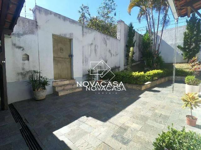 Casa / Sobrado para Venda em Belo Horizonte/MG Itapoã 4 Quartos