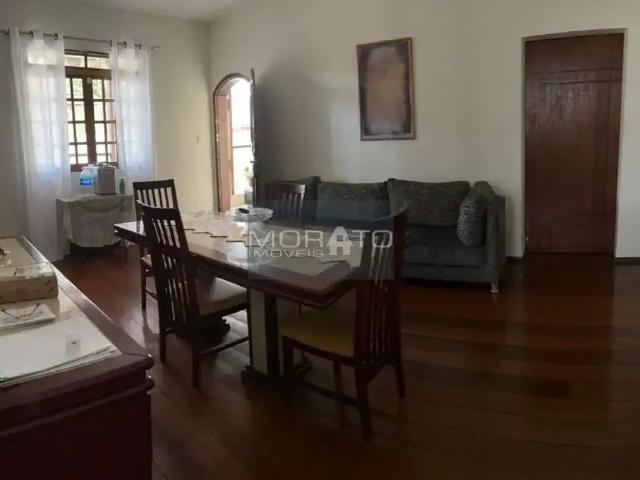 Casa / Sobrado para Venda em Belo Horizonte/MG Indaiá 5 Quartos