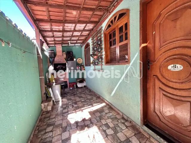 Casa / Sobrado para Venda em Belo Horizonte/MG Jaqueline 4 Quartos