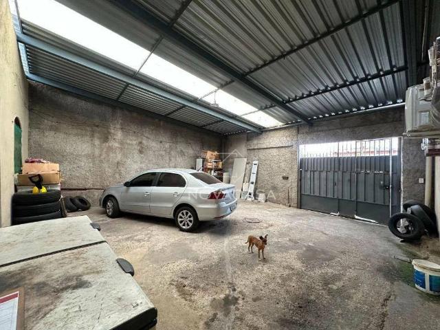 Casa / Sobrado para Venda em Belo Horizonte/MG Jaqueline 6 Quartos