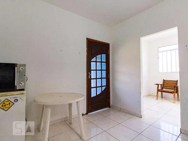 Casa / Sobrado para Venda em Belo Horizonte/MG Jaqueline 2 Quartos