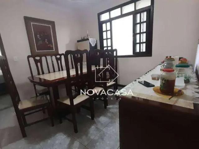Casa / Sobrado para Venda em Belo Horizonte/MG Jardim Leblon 3 Quartos