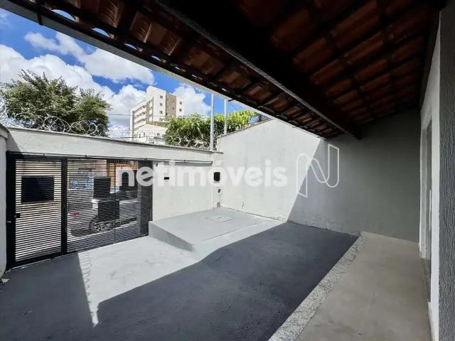 Casa / Sobrado para Venda em Belo Horizonte/MG Jardim Leblon 3 Quartos
