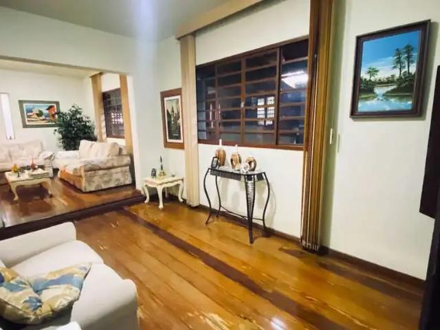 Casa / Sobrado para Venda em Belo Horizonte/MG Jardim Leblon 4 Quartos