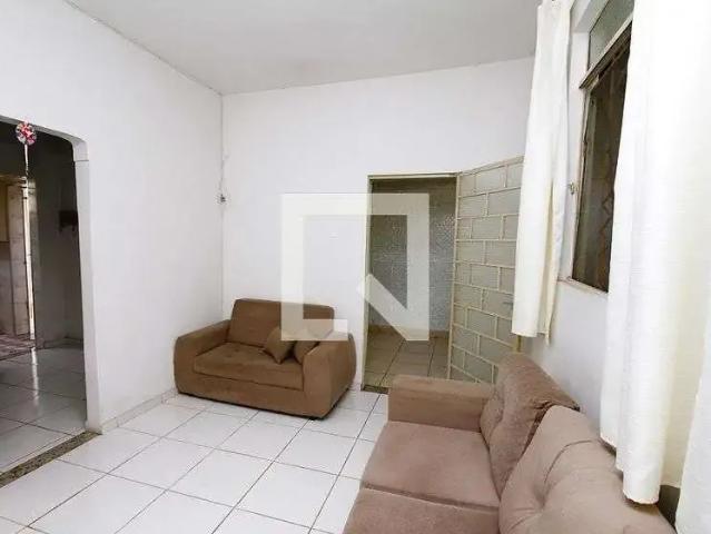 Casa / Sobrado para Venda em Belo Horizonte/MG João Pinheiro 4 Quartos