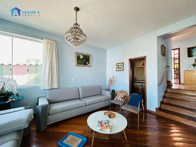 Casa / Sobrado para Venda em Belo Horizonte/MG João Pinheiro 4 Quartos